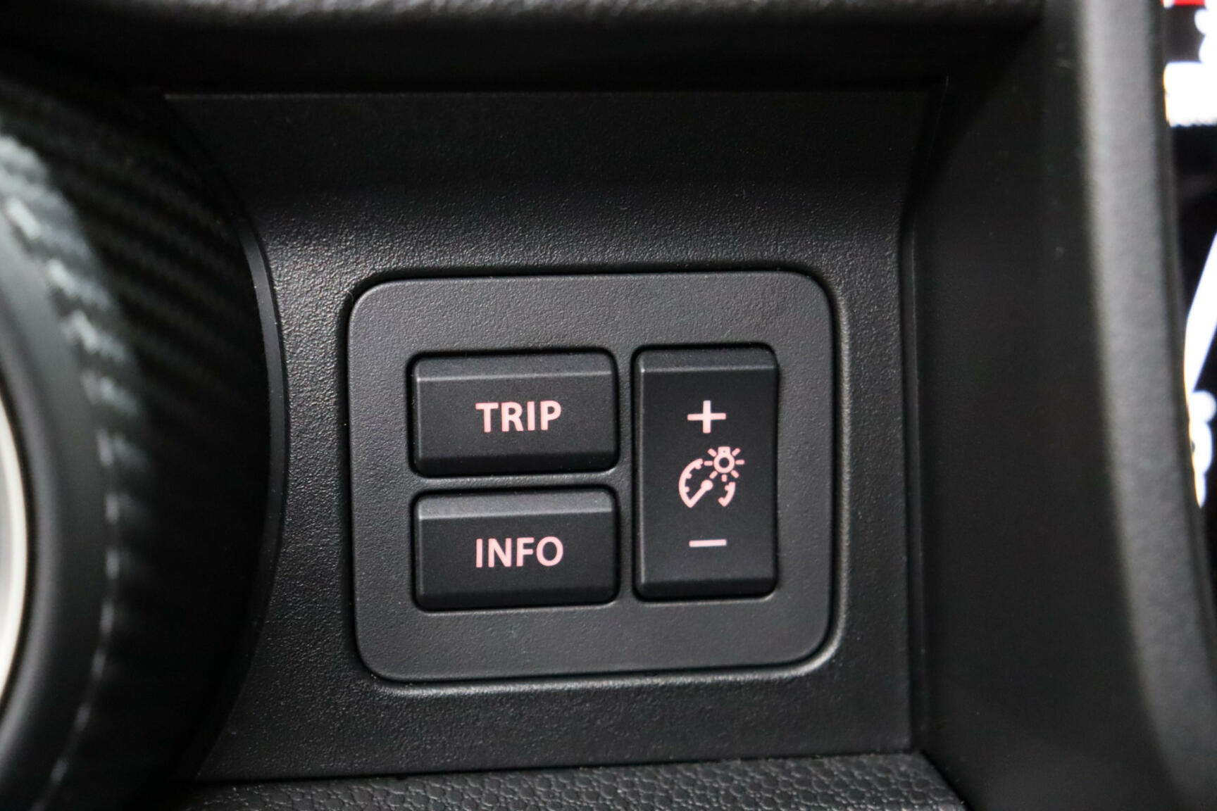 Suzuki-Ignis-21