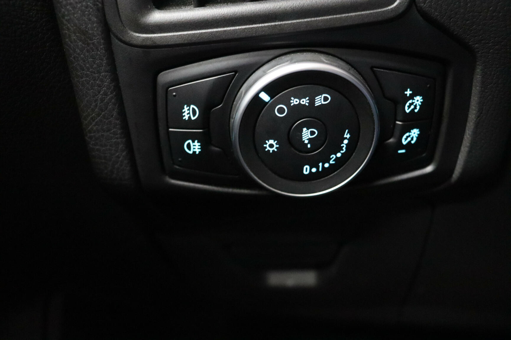 Ford-Focus-27